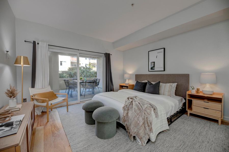 13200 Pacific Promenade-49