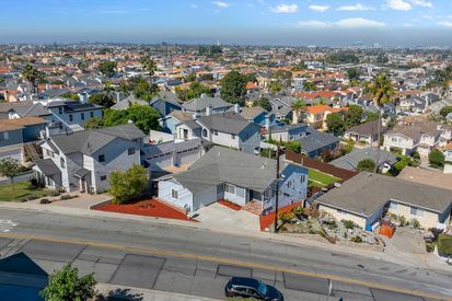 32-DJI_20251020121156_0310_D