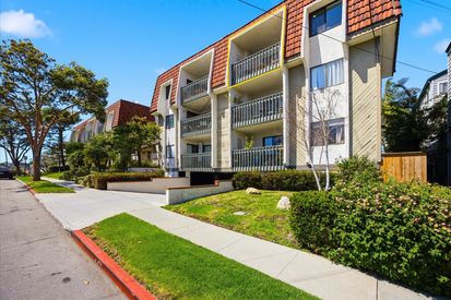 34-b966d3bf-b803-4a57-be2d-3c1d0b62704d