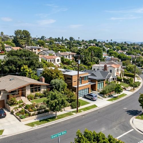 Options for Selling Your Home Fast in Mar Vista, CA