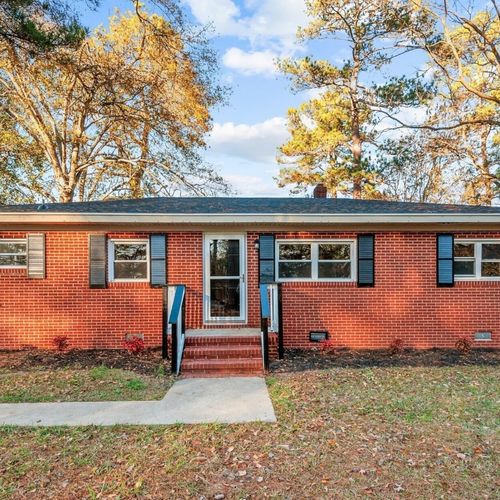303 Woodview Drive, Goldsboro — A Smart Buyer Case Study