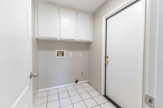 23072 Trillium Dr HD-8