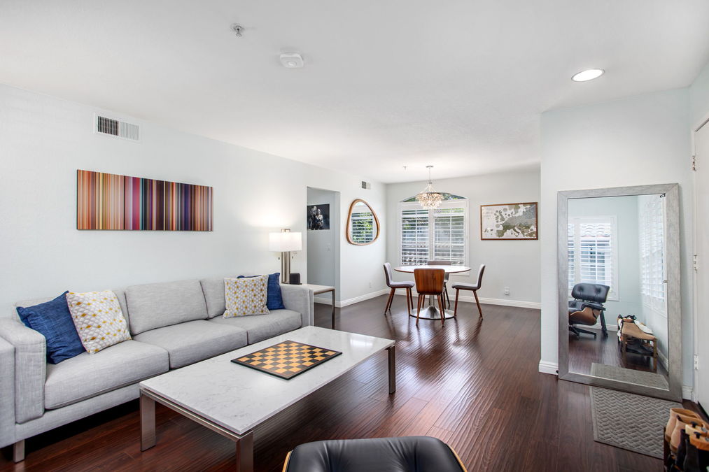 15-web-or-mls-Keller DR 015