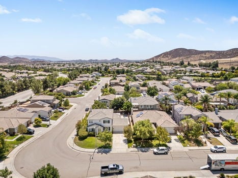 42-web-or-mls-Light Sails 42