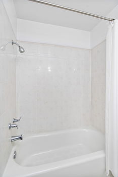 23-web-or-mls-Keller DR 023