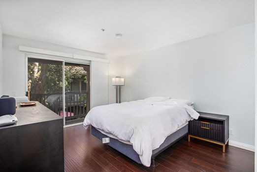 25-web-or-mls-Keller DR 025