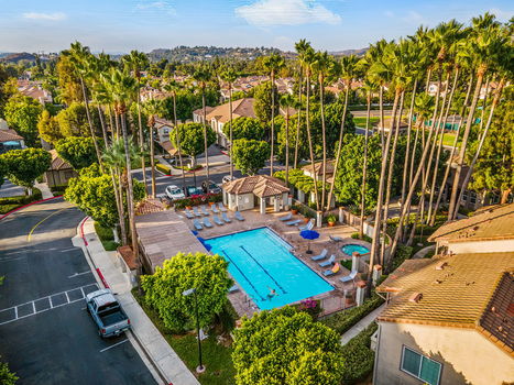 6-web-or-mls-Keller DR 006