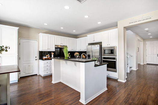 72-web-or-mls-Light sails reshoot 014