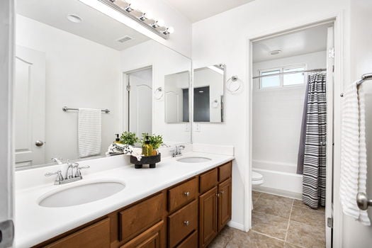 79-web-or-mls-Light sails reshoot 021