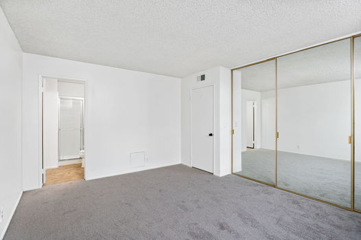 12-web-or-mls-Tympani 012