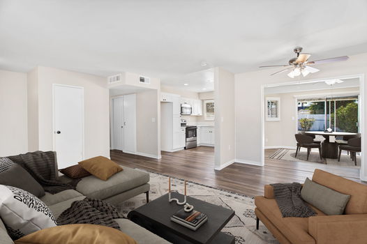 17-web-or-mls-Pinehurst 016 staged