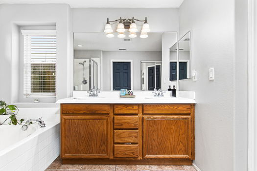 32-web-or-mls-Cedar Creek 32