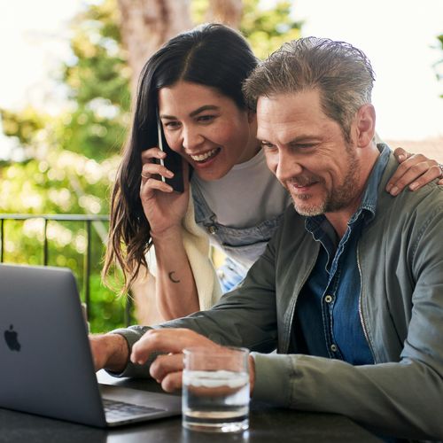 The Truth About How To Buy and Sell A Home at the Same Time Without Losing Your Mind