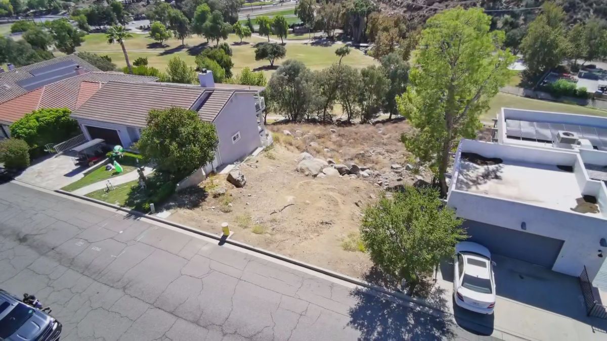 30789 Early Round Drive, Canyon Lake CA - aerial view of the lot from the street side of the parcel