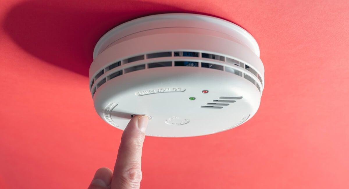 Hardwired smoke alarm included in the sale of a Murrieta home