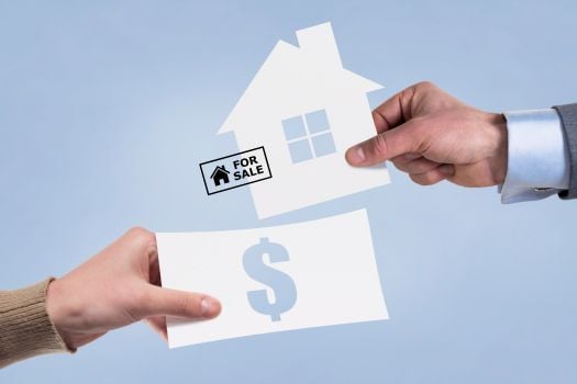 Can You Sell a House with a Reverse Mortgage