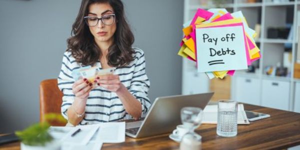 Should I Sell My House to Pay Off …
