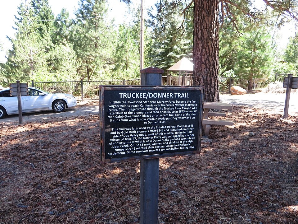 verdi-nevada-state-boundary-marker-3
