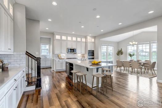 913 Green Mountain Dr Img (13)