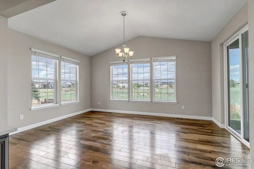 913 Green Mountain Dr Img (16)