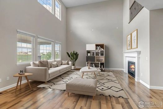 913 Green Mountain Dr Img (17)