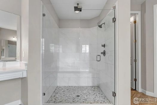 913 Green Mountain Dr Img (30)