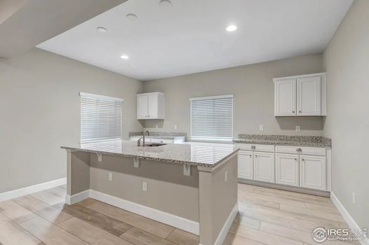 913 Green Mountain Dr Img (31)