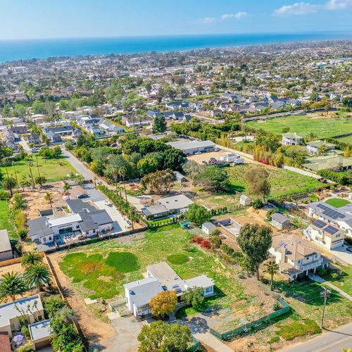 Big News: Interest Rates Set to Drop – Don’t Wait!