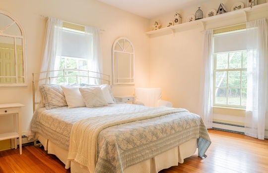 20-web-or-mls-138 Diamond Ave-20