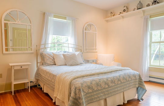 21-web-or-mls-138 Diamond Ave-21