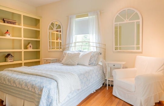 24-web-or-mls-138 Diamond Ave-24