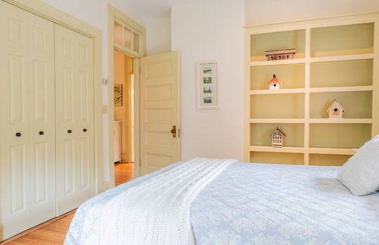 28-web-or-mls-138 Diamond Ave-28