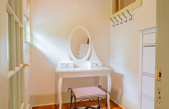 29-web-or-mls-138 Diamond Ave-29