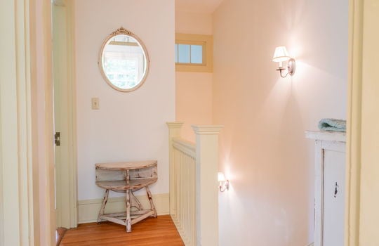 32-web-or-mls-138 Diamond Ave-32
