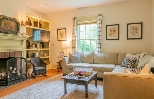 34-web-or-mls-138 Diamond Ave-34