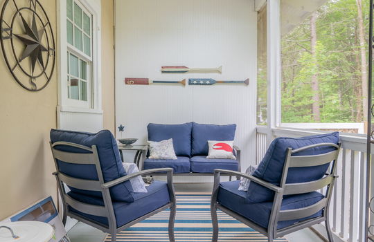 48-web-or-mls-138 Diamond Ave-48