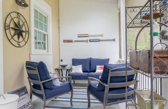 56-web-or-mls-138 Diamond Ave-56
