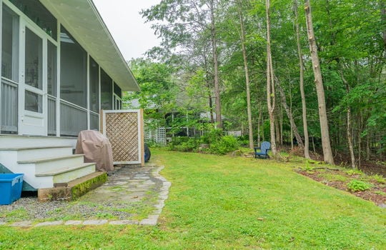 58-web-or-mls-138 Diamond Ave-58