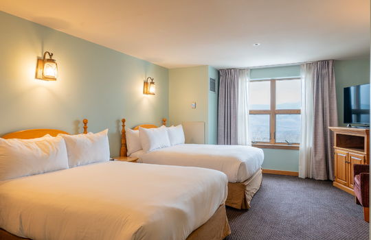 32-web-or-mls-Sugarloaf Hotel-33