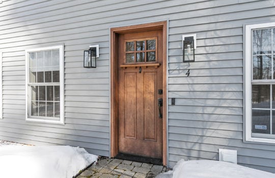 4 solomon dr, windham, me 04062, usa-002