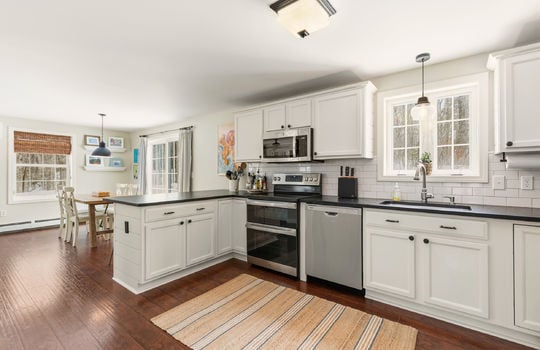 4 solomon dr, windham, me 04062, usa-010