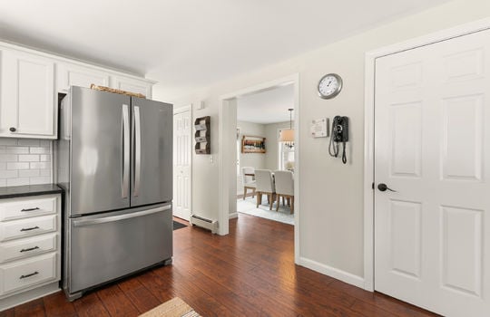 4 solomon dr, windham, me 04062, usa-012