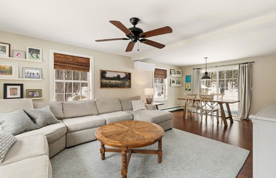 4 solomon dr, windham, me 04062, usa-018