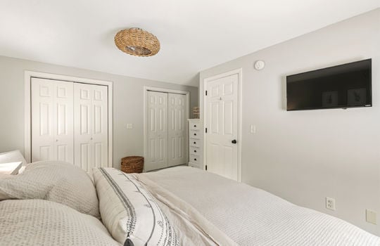 4 solomon dr, windham, me 04062, usa-025