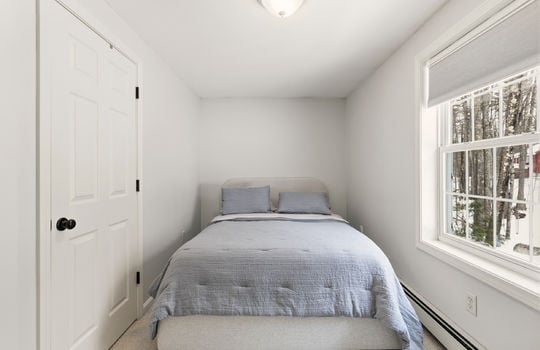 4 solomon dr, windham, me 04062, usa-028