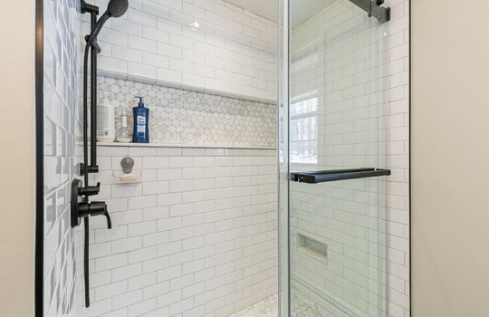 4 solomon dr, windham, me 04062, usa-037