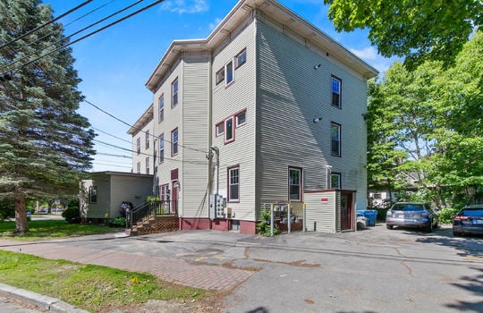 245 brighton ave portland me 04102 usa-019