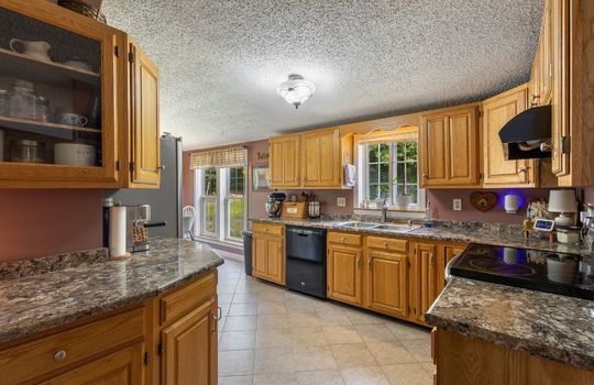 24_Bear_Brook_Rd_029-