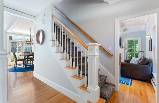 4_Greenview_Dr_032