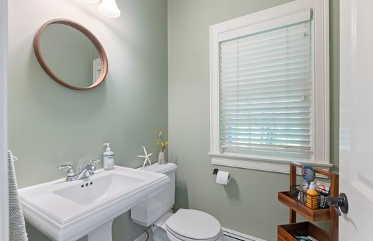 4_Greenview_Dr_089